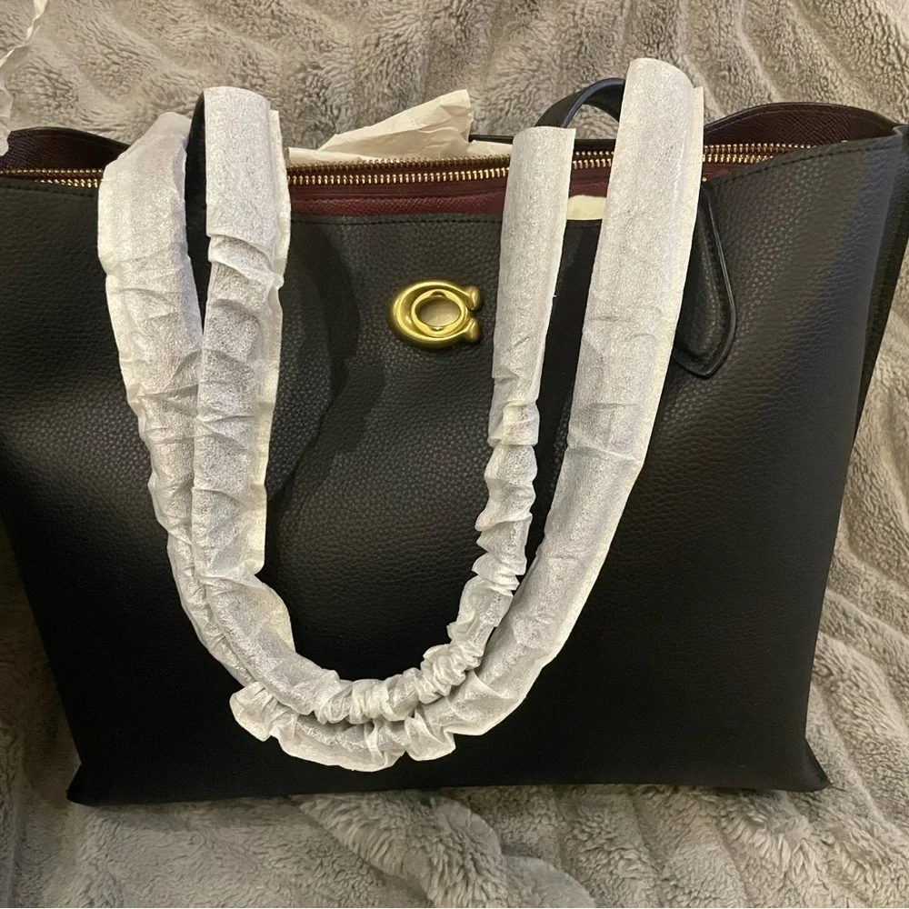 Coach Willow Leather Tote Bag - Black - NWT